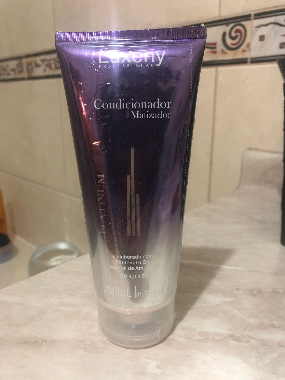 Foto de Mery R. usando Acondicionador Matizador Platinum 200 ml