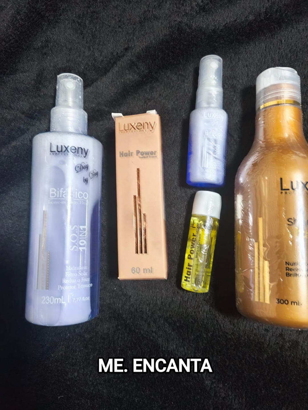 Foto de Maribel S. usando Shampoo Reconstrucción Vita Hair 300 ml