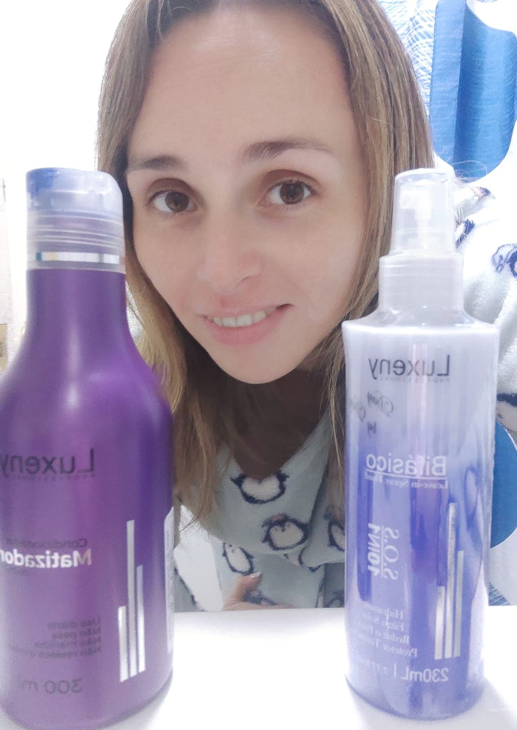 Foto de Pilar V. usando Acondicionador Matizador Platinum 300 ml