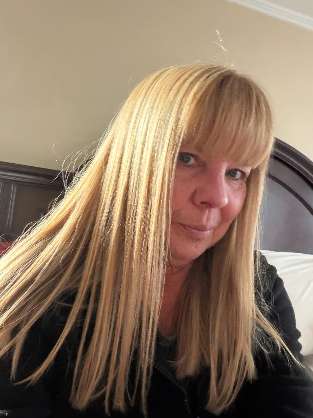 Foto de Carolina G. usando Protector Térmico Antifrizz 120 ml