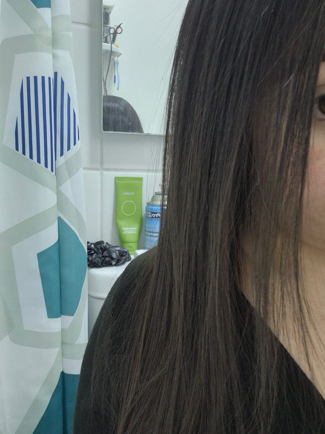 Foto de Araceli M. usando Shampoo Post-Alisado 300 ml