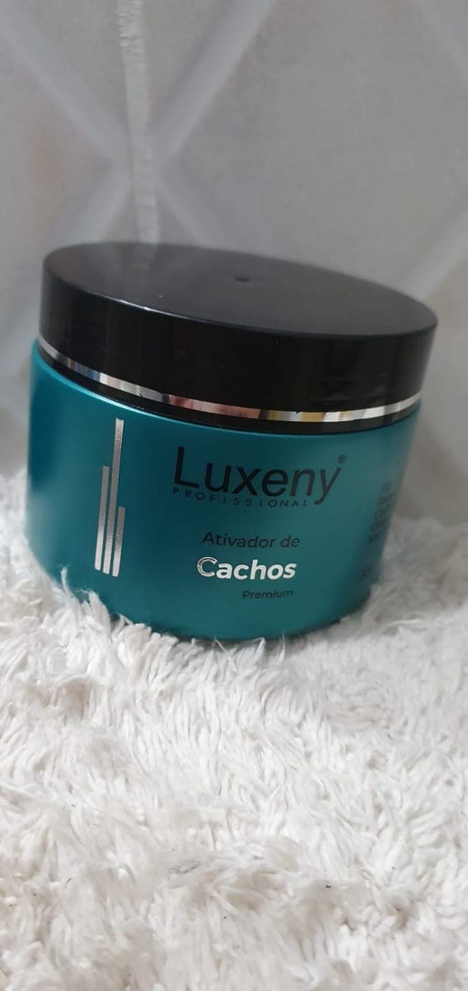 Foto de Barbara Y. usando Activador de Rizos Termoactivo 300 g