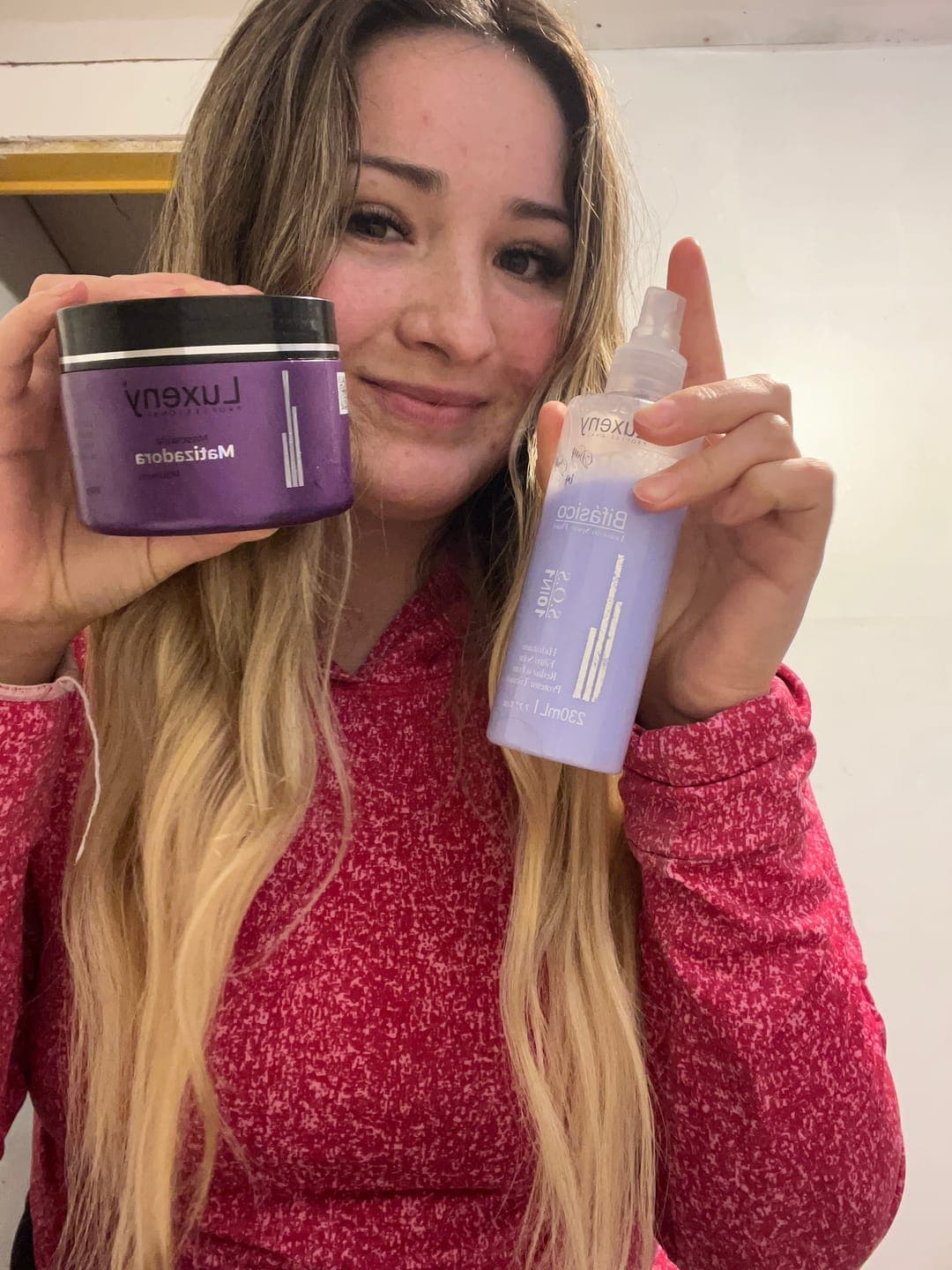 Foto de Karina P. usando Mascarilla Matizadora Platinum 300 g