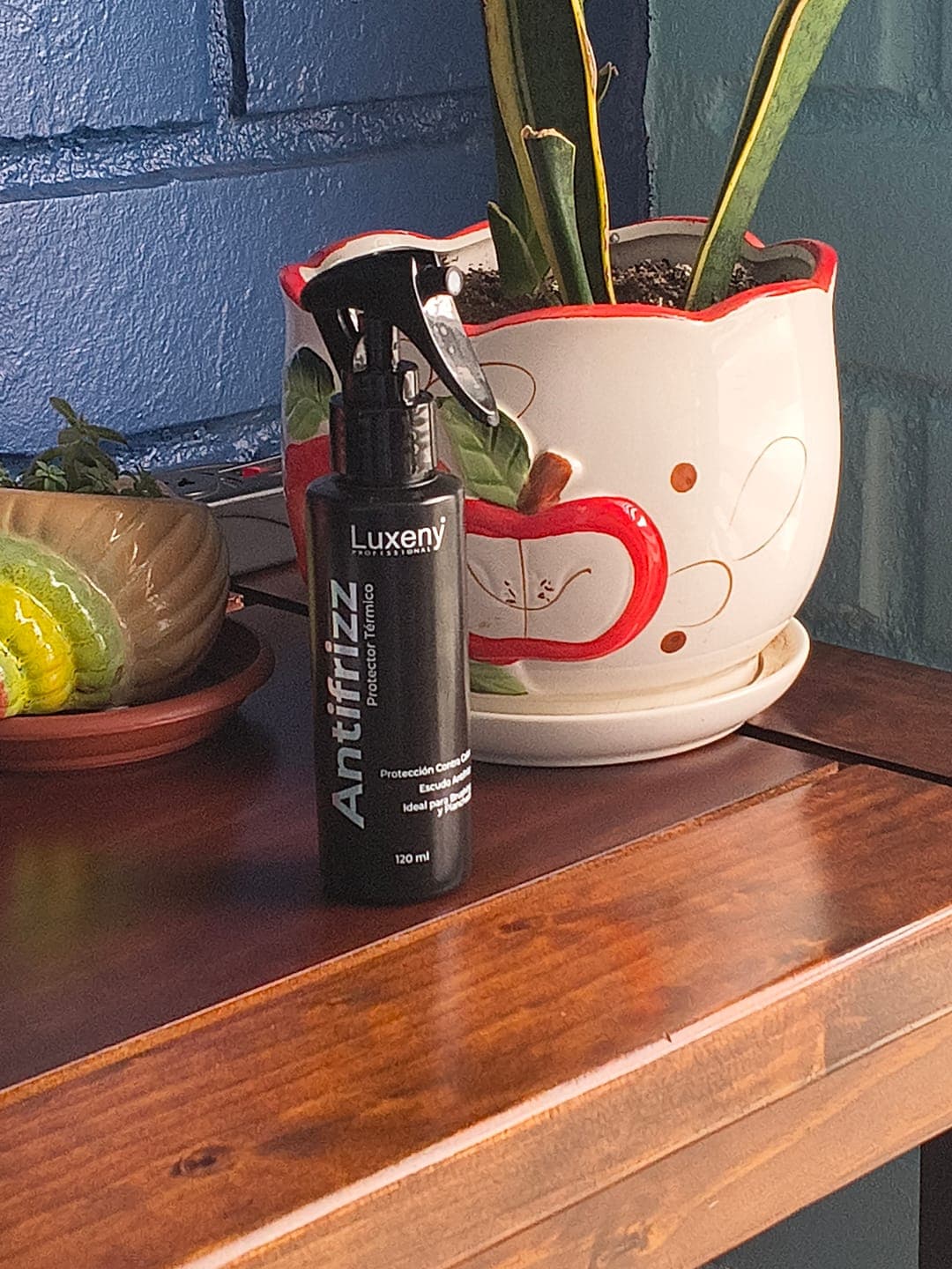 Foto de Gicela A. usando Protector Térmico Antifrizz 120 ml
