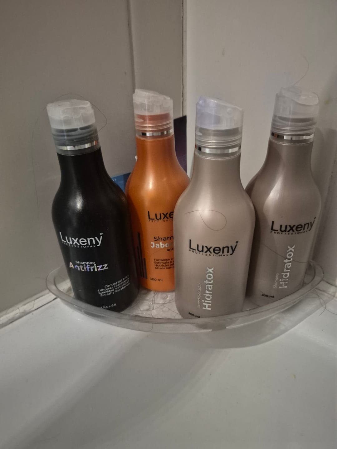 Foto de Cecilia S. usando Shampoo Anticaída Jaborandi 300ml