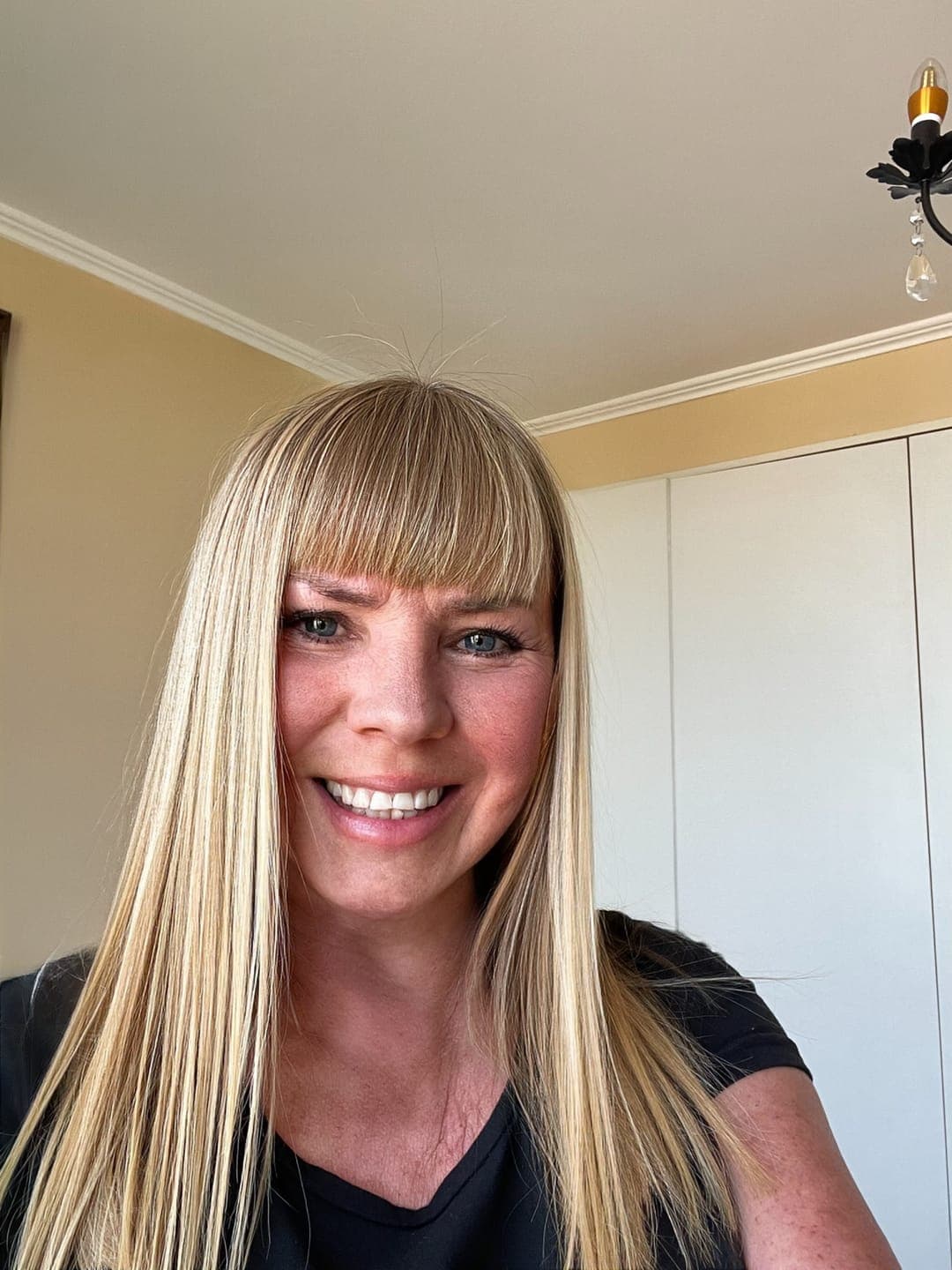 Foto de Carolina G. usando Acondicionador Reconstrucción Vita Hair 300 ml