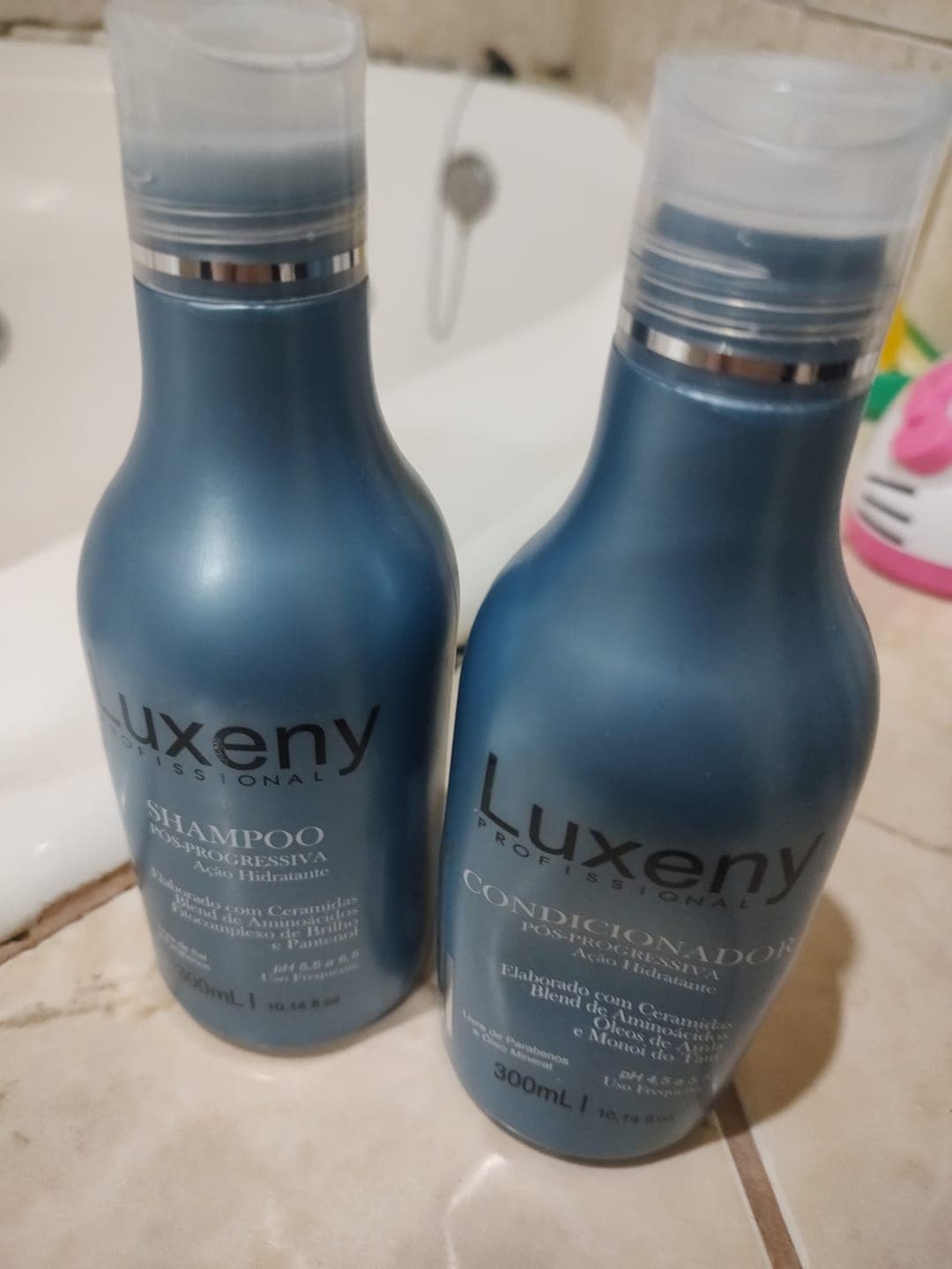 Foto de Catalina V. usando Acondicionador Post-Alisado 300 ml